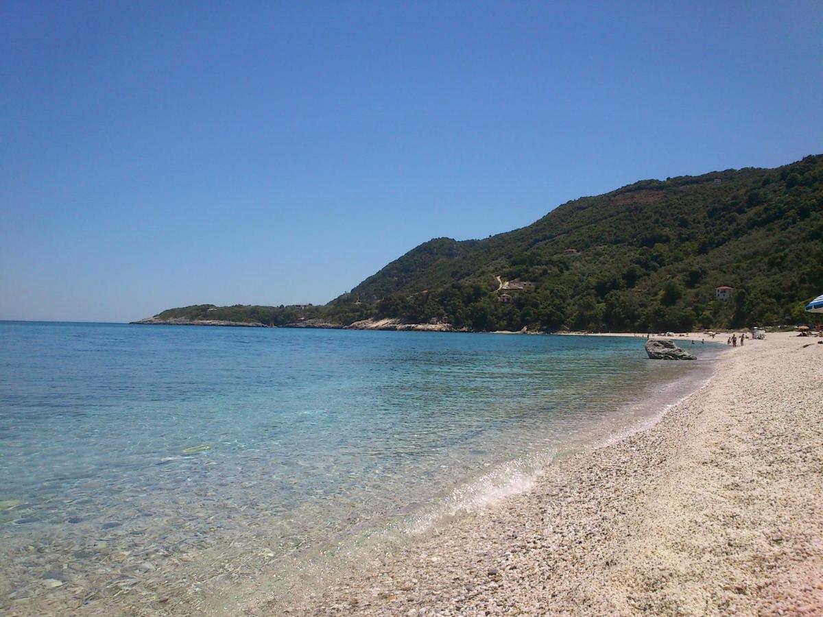 Hotel Zefiros à Agios Ioannis  Extérieur photo